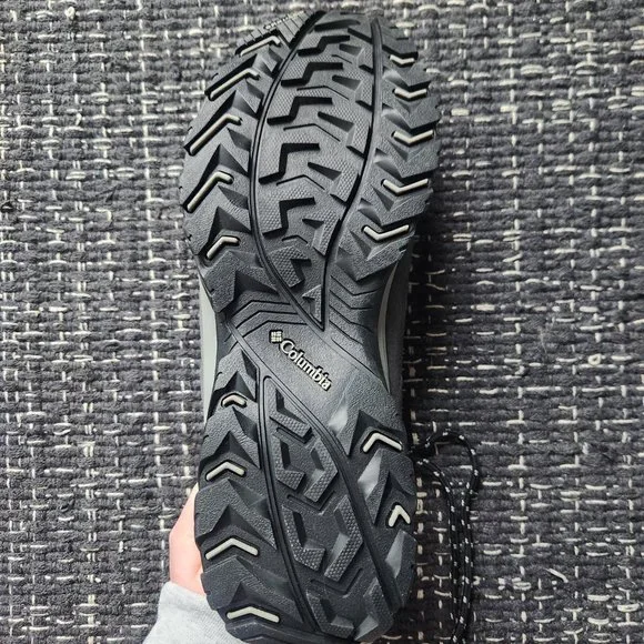 Columbia Men's Crestwood Hiking Shoe - Picture 4 of 8